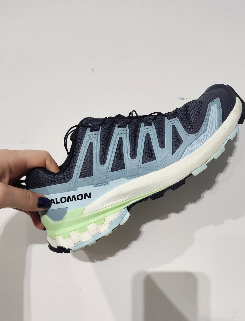 Salomon XA Pro 3D V9 Trail Shoes Women's 7 Sneaker Outdoor Gorpcore Blue Green